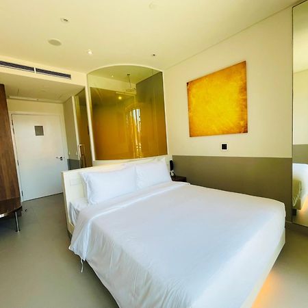 Wink Icon Hotel Danang Riverside - Luxury Suites - 24Hrs Stay & Rooftop Pool Bar Exterior photo